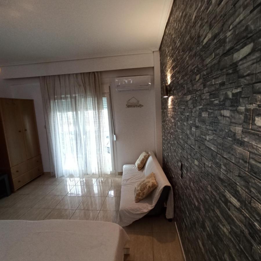 Ferienwohnung Studio Near The Port !!! Paralía Exterior foto